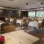 Elit Hotel 4*