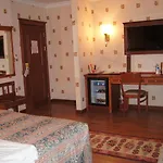 Elit Hotel