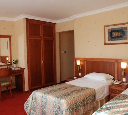 فندق إيليت بالاس 4*