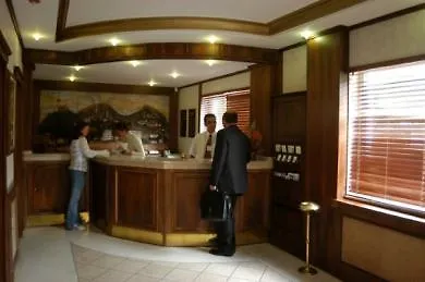 إيليت بالاس 4*