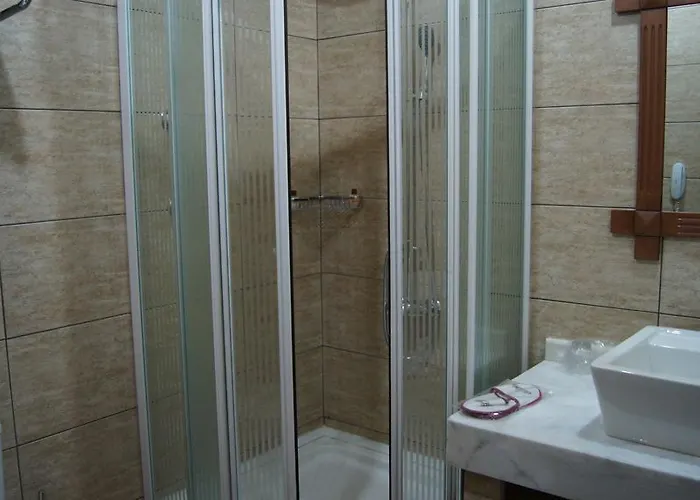 إيليت بالاس