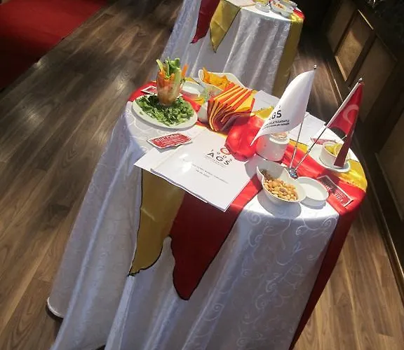 酒店 艾利特帕拉斯酒店 4*