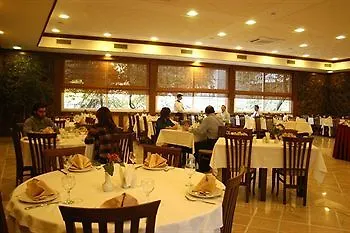 إيليت بالاس